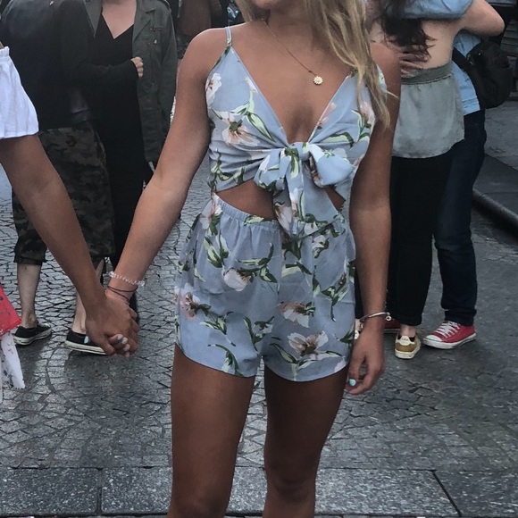 Floral Flowy Romper with a Cut Out and Bow - Picture 1 of 6